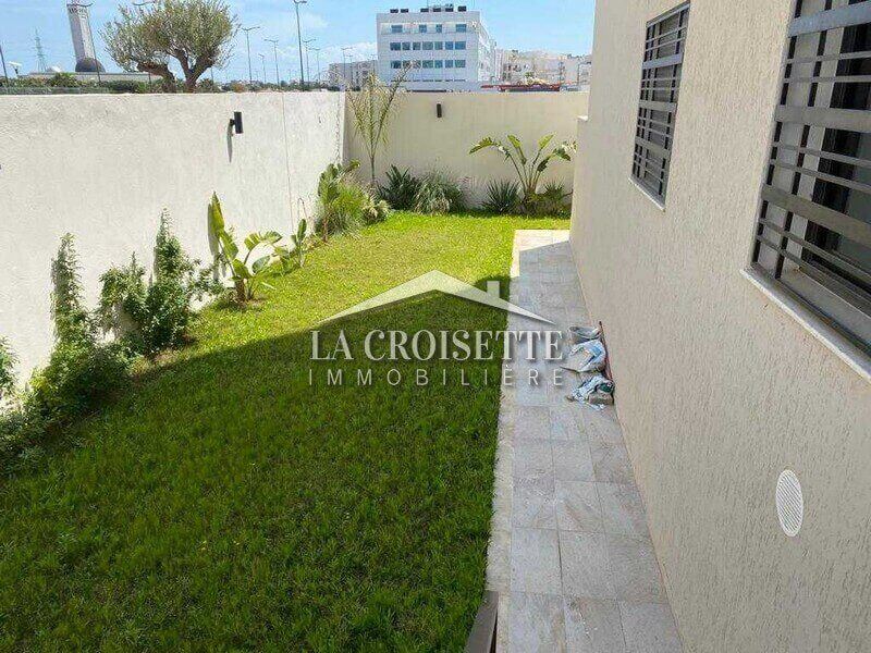 Appartement S+2 avec Jardin aux Jardins de Carthage 